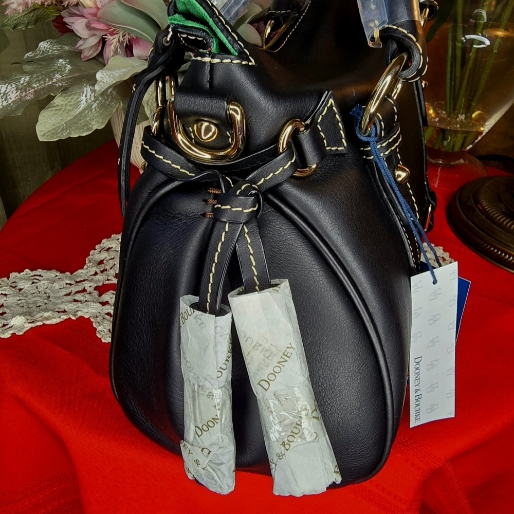 NWT Dooney & Bourke Black Leather Satchel - Picture 3 of 6